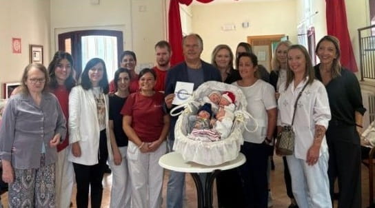 operatori sanitari pazientie bambole